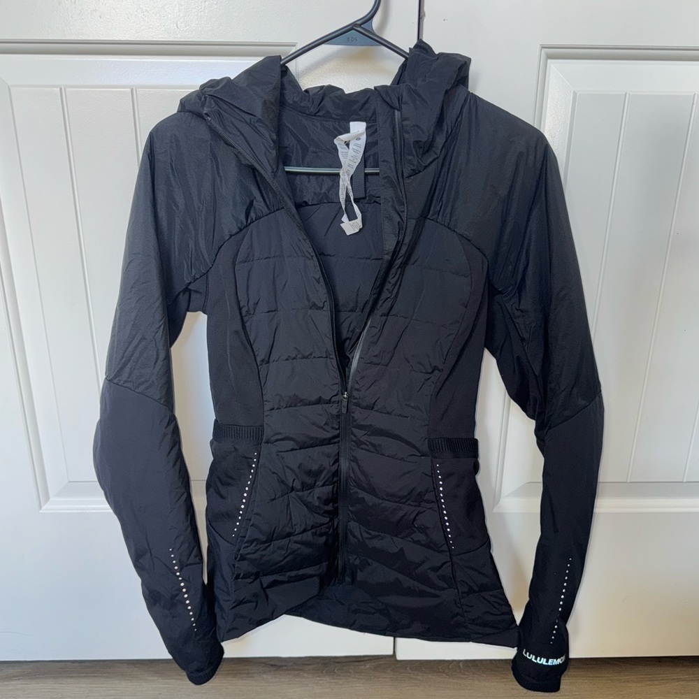 Lululemon Women’s Down for it All Jacket - Sz 6